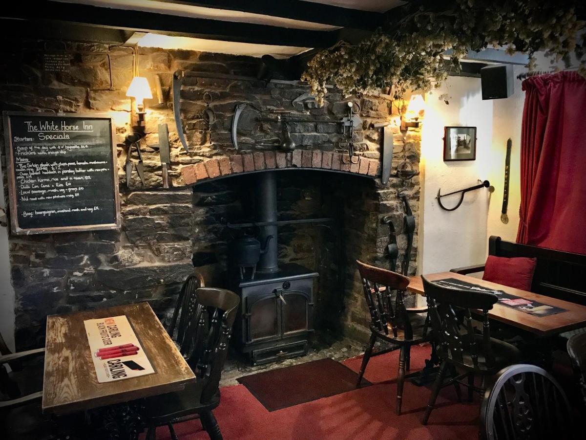 The White Horse Inn, Clun المظهر الخارجي الصورة