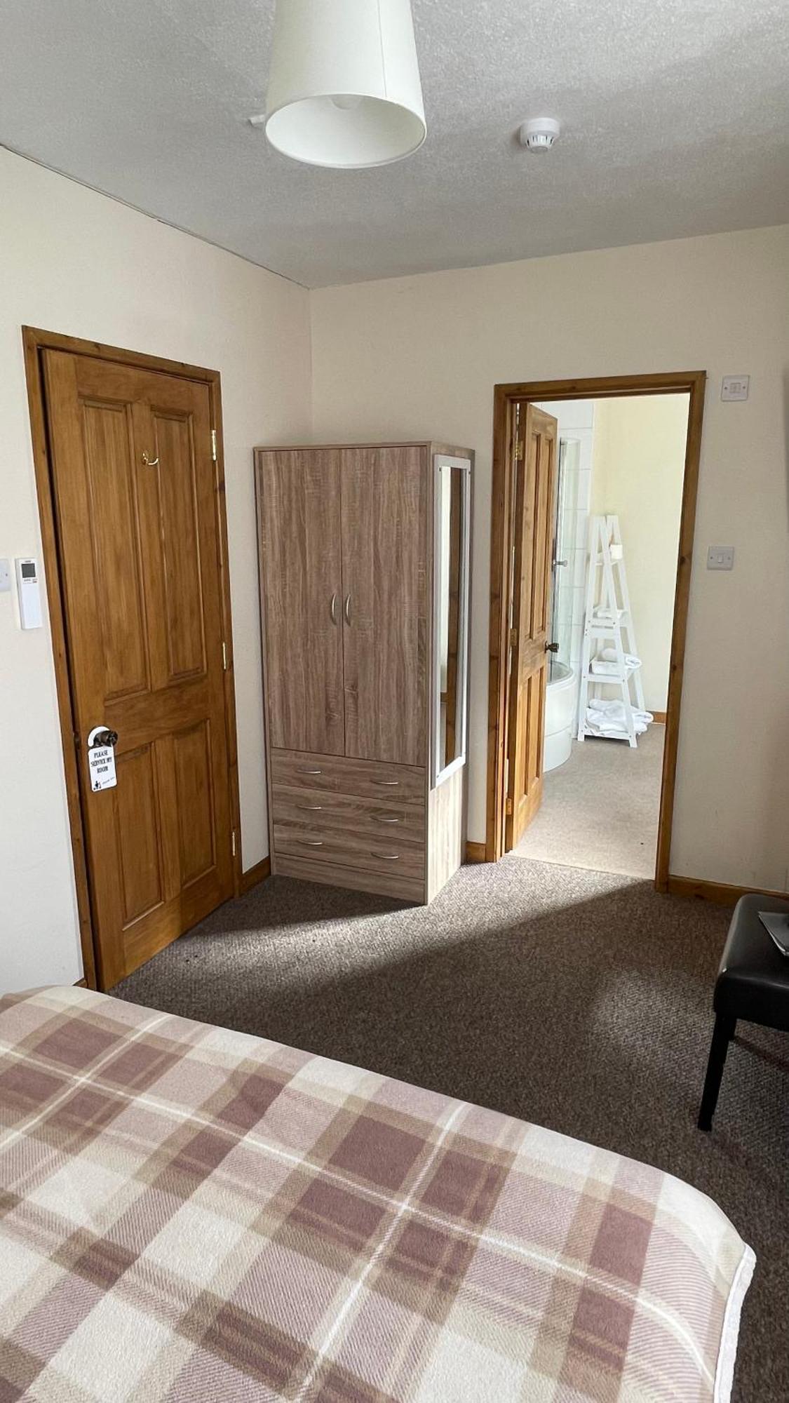 The White Horse Inn, Clun المظهر الخارجي الصورة