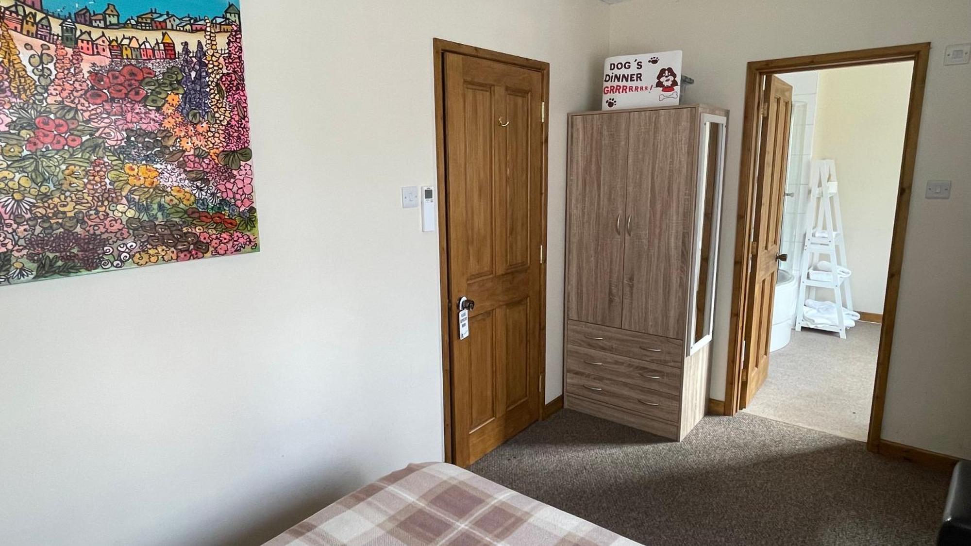 The White Horse Inn, Clun المظهر الخارجي الصورة