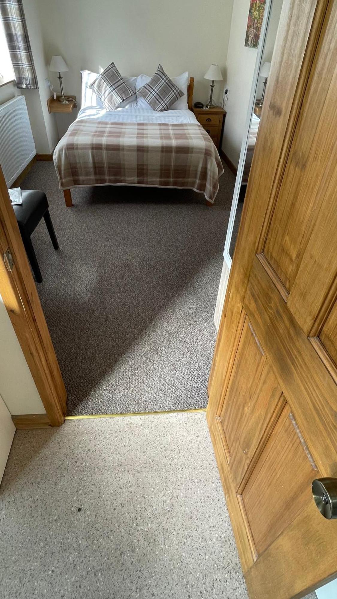 The White Horse Inn, Clun المظهر الخارجي الصورة
